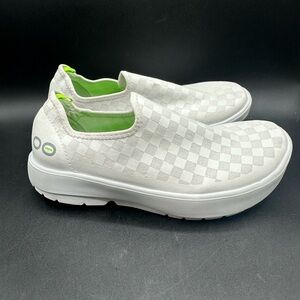 OOFOS White Slip-On Flats